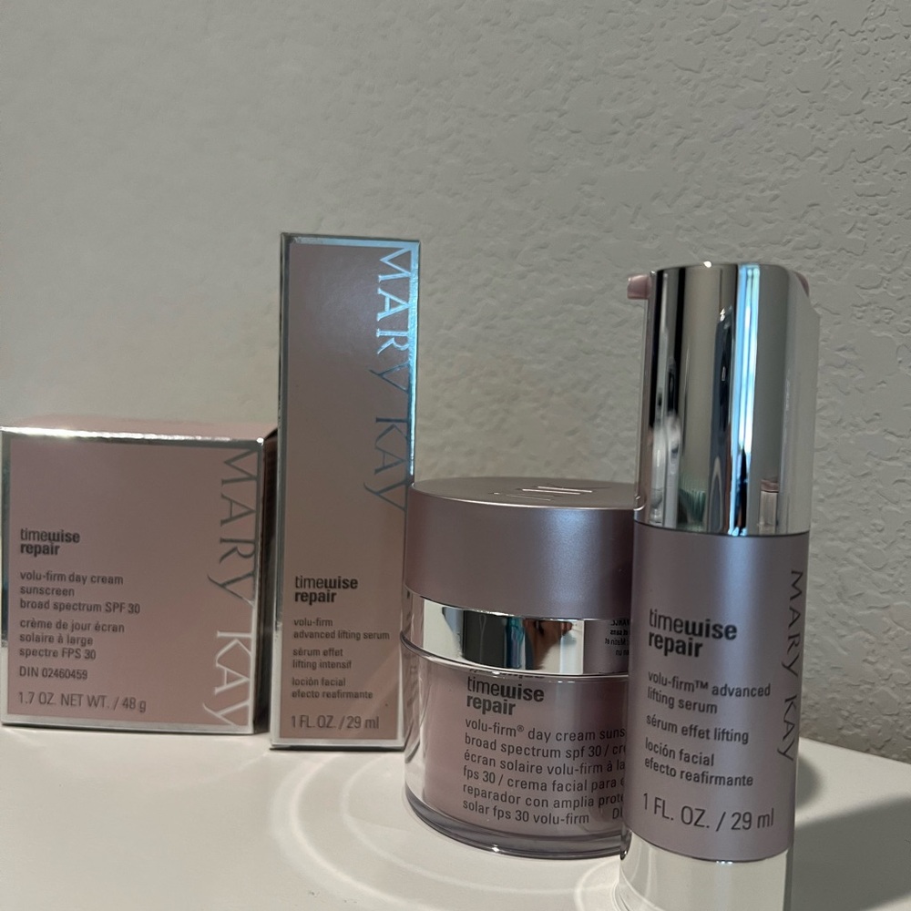 Mary Kay TimeWise Repair Volu-Firm Set - Cream & Serum